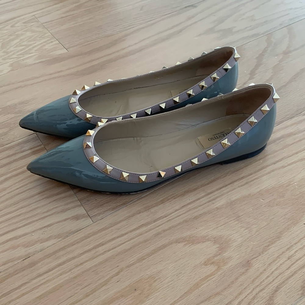 Valentino flats